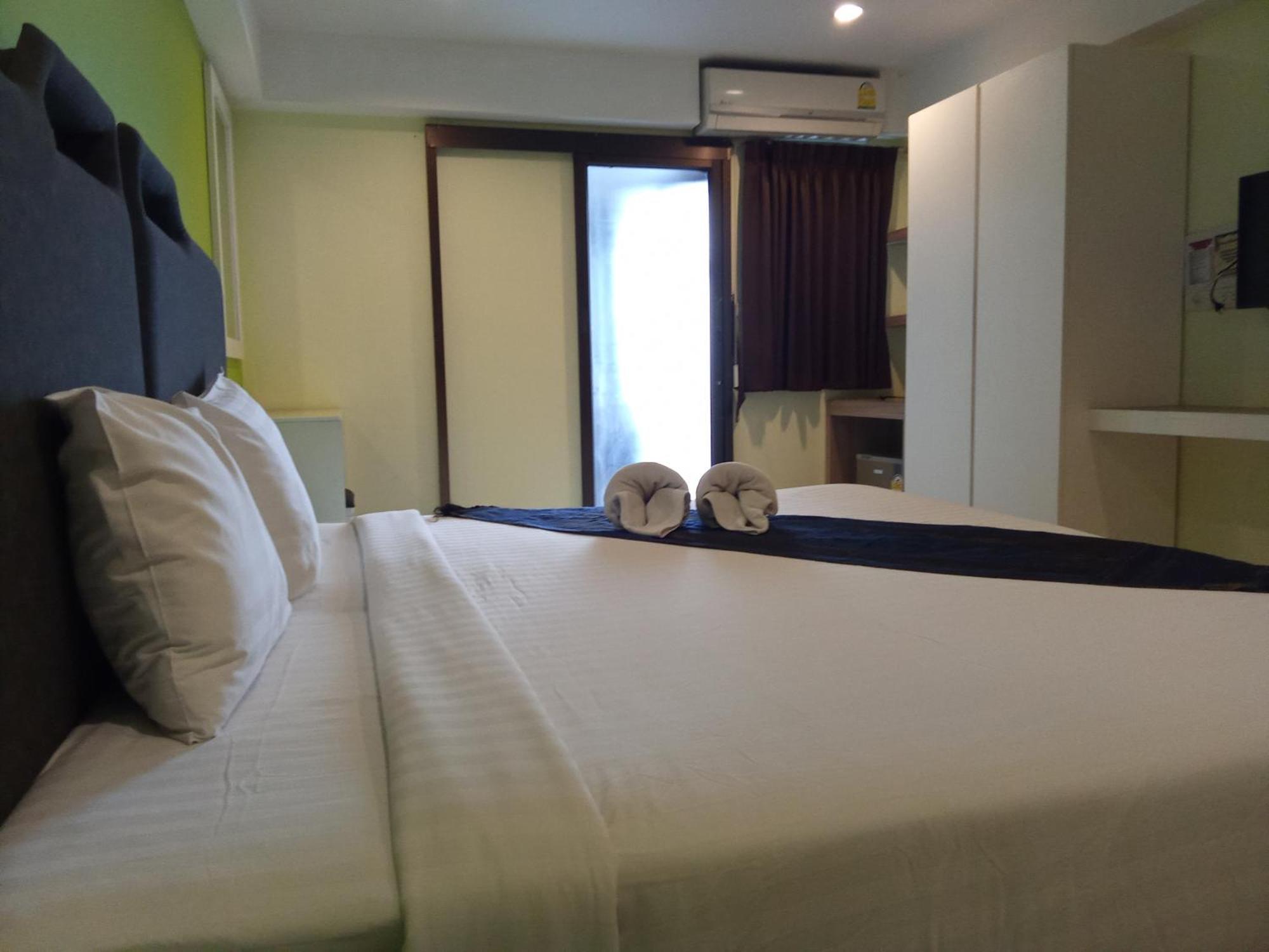 Sunny Residence Bangkok Extérieur photo